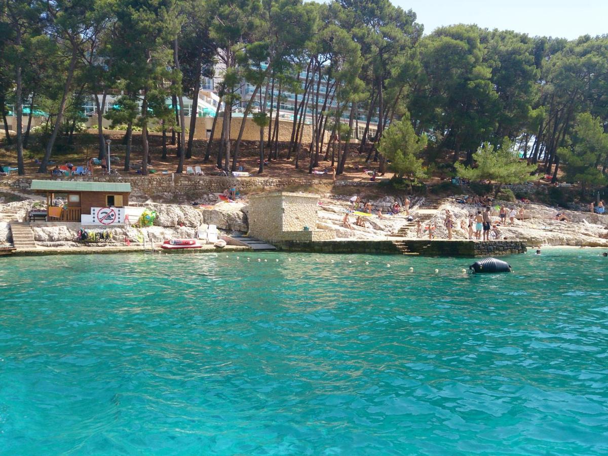 Apartments Vila Tisa Mali Lošinj Eksteriør billede