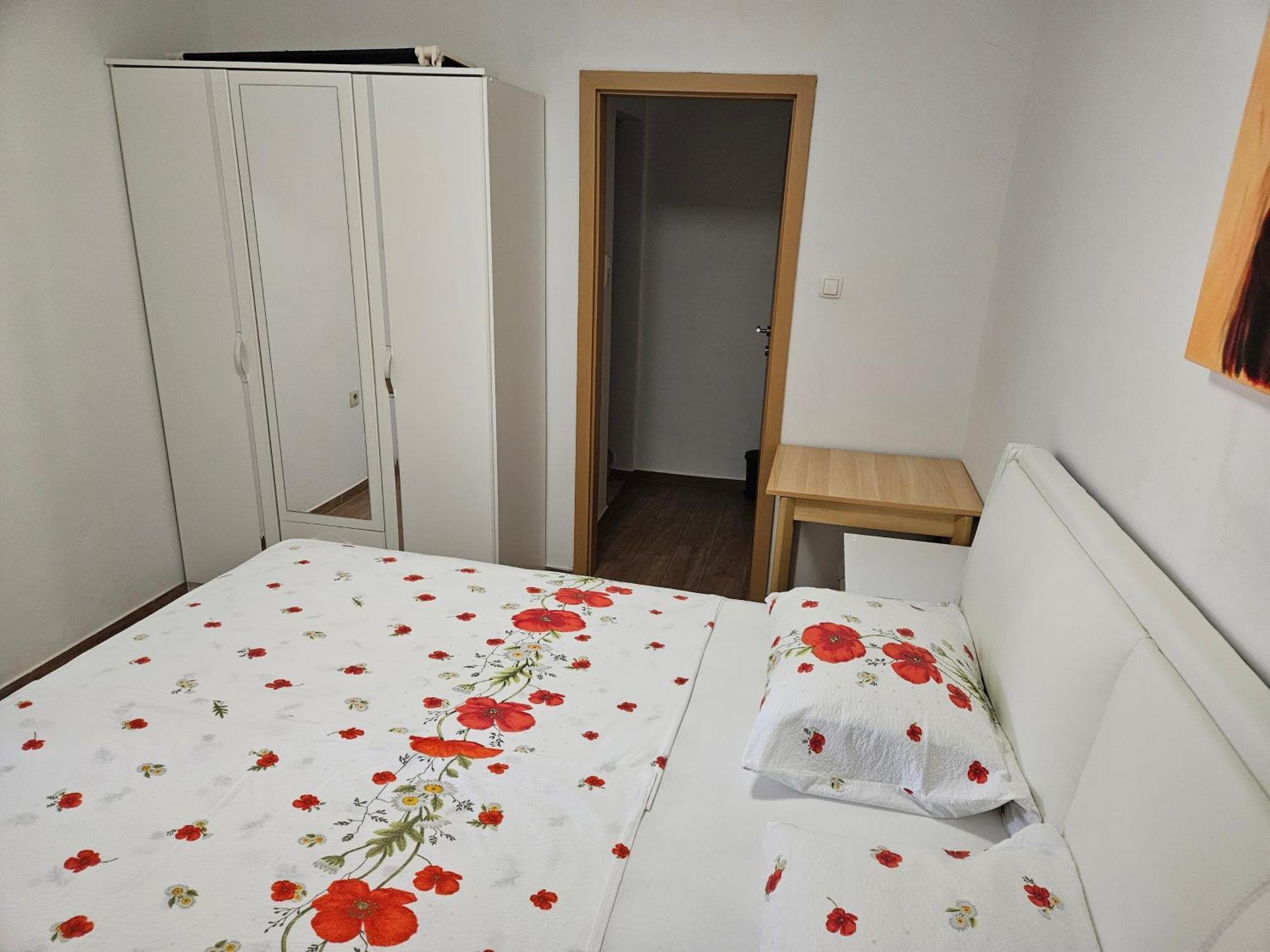 Apartments Vila Tisa Mali Lošinj Eksteriør billede