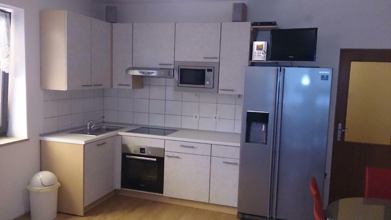 Apartments Vila Tisa Mali Lošinj Eksteriør billede