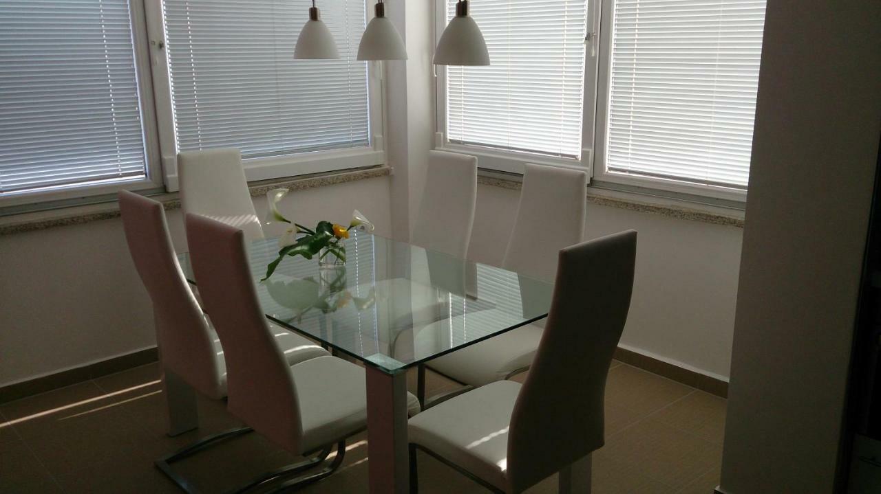 Apartments Vila Tisa Mali Lošinj Eksteriør billede