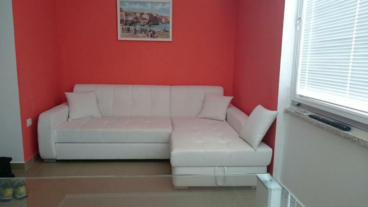 Apartments Vila Tisa Mali Lošinj Eksteriør billede