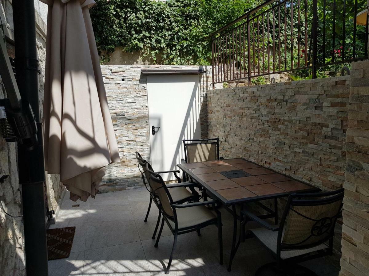 Apartments Vila Tisa Mali Lošinj Eksteriør billede